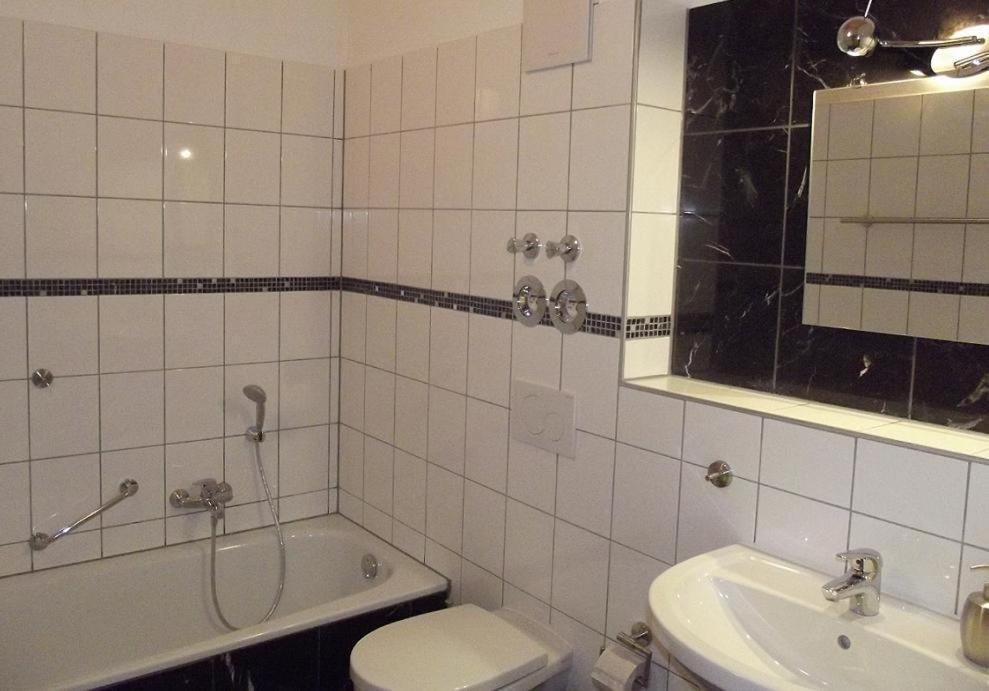 Gaestehaus Hubertus Bad Aibling Apartman Kültér fotó